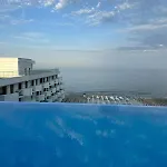 Ap Family Glamour In Infinity Pools & * Năvodari
