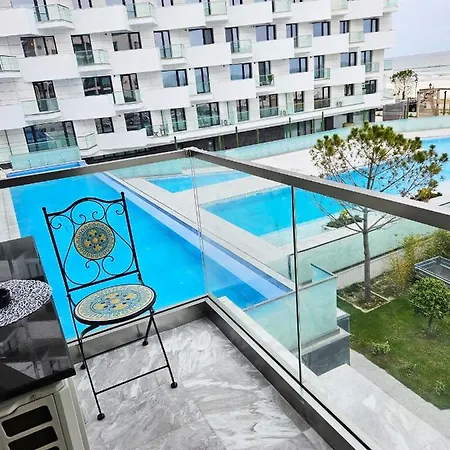 Apartment Ap Family Glamour In Infinity Pools & Năvodari