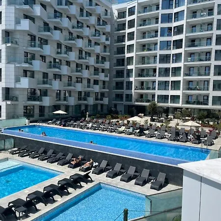 Ap Family Glamour In Infinity Pools & Lejlighed *